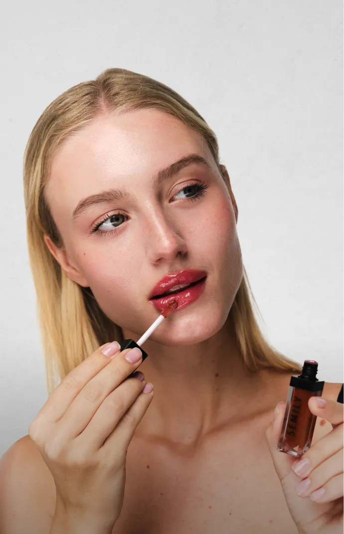 Масло-блеск для губ с оттенком PECAN PIE